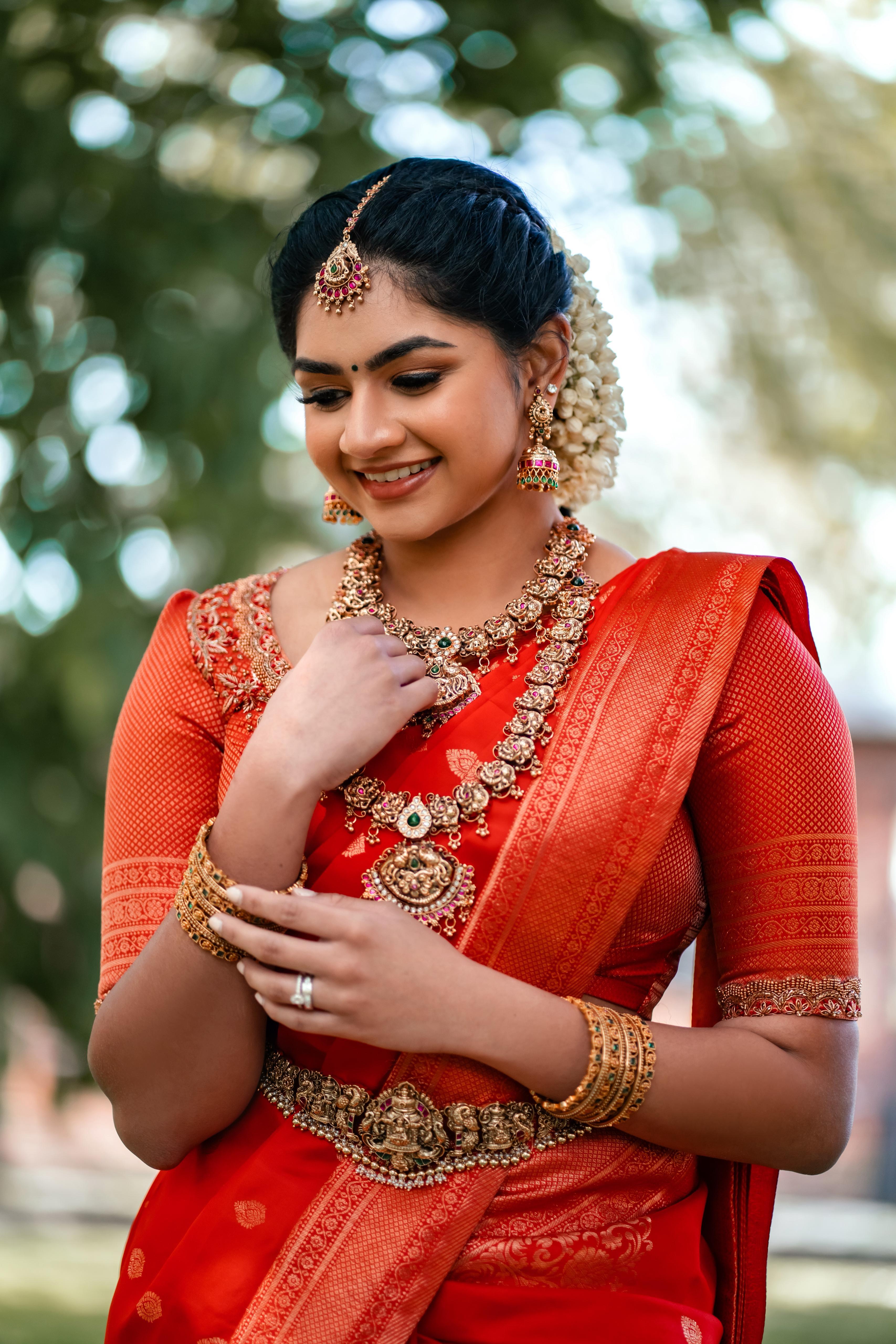 Suganthy Makeup Artistry 4
